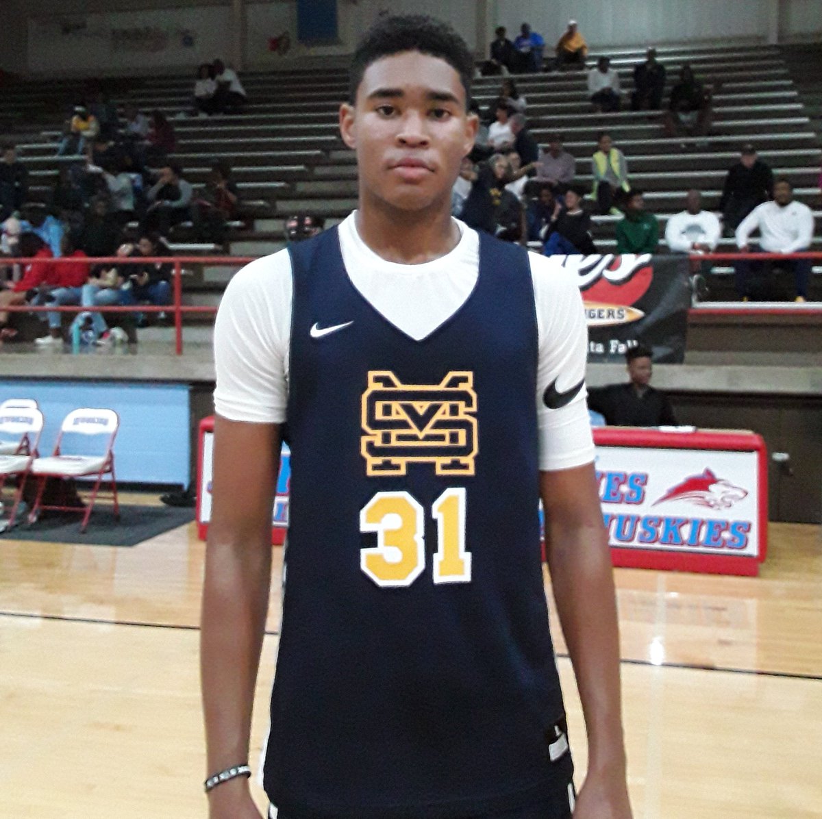 Aaron Edwards 🏀✊🗿 tweet media