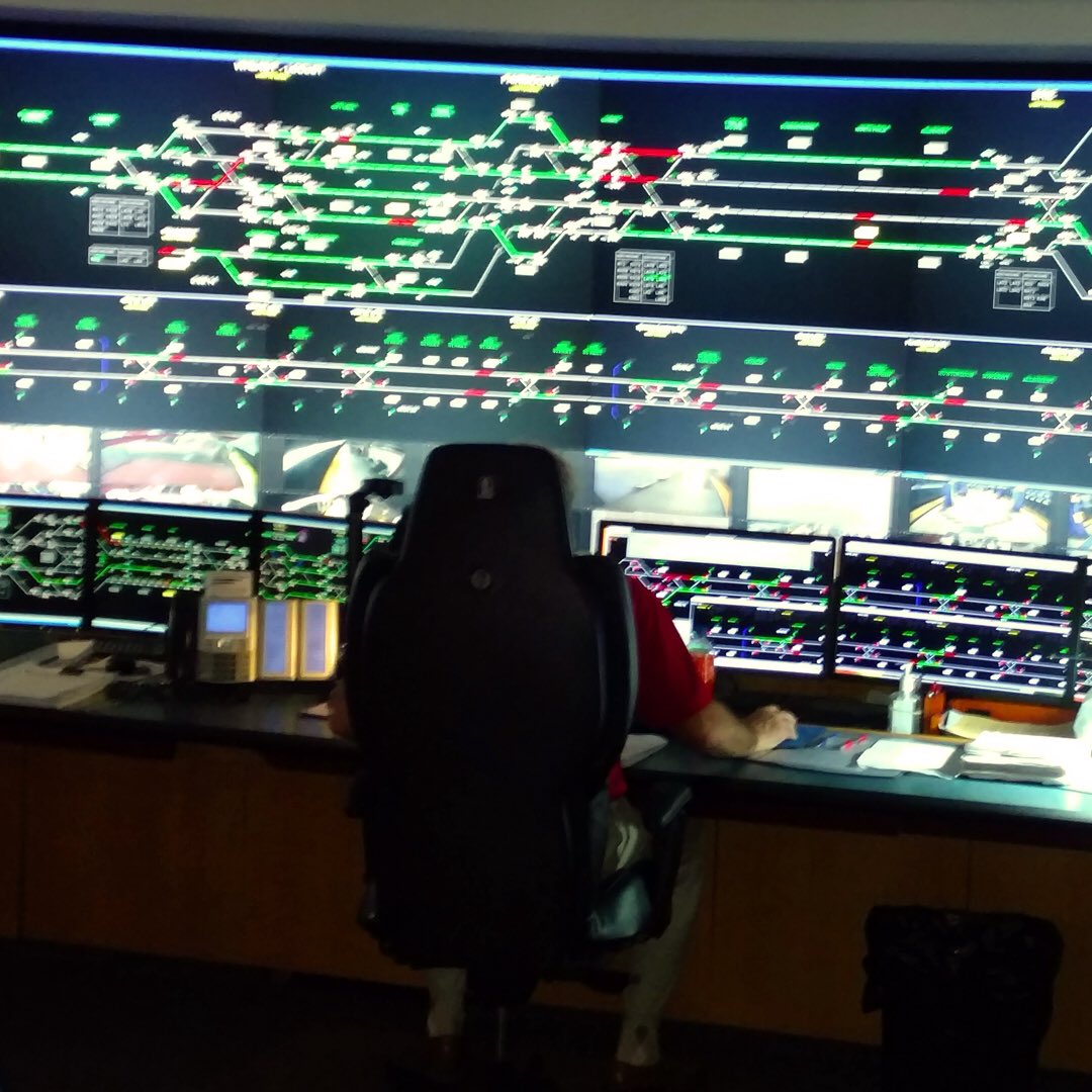 SenatorMuth's tweet photo. My staff visited @SEPTA Headquarters for Constituent Services Day today to learn how best to serve the 44th District and its transportation needs. #TeamMuth #Iseptaphilly https://t.co/pkzOKvL5Y9