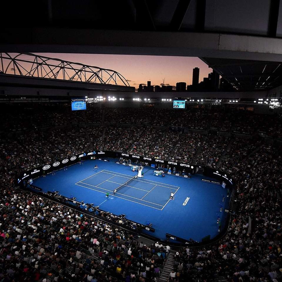 MoneyTimesTips's tweet image. Rendez-vous demain 20 h 00, sur la page Facebook de CornerSet : facebook.com/cornerset1/, pour l'analyse complète du premier tournoi du Grand Chelem de la saison 2019 de tennis  : l'Open d'Australie. 🇦🇺

#CornerSet