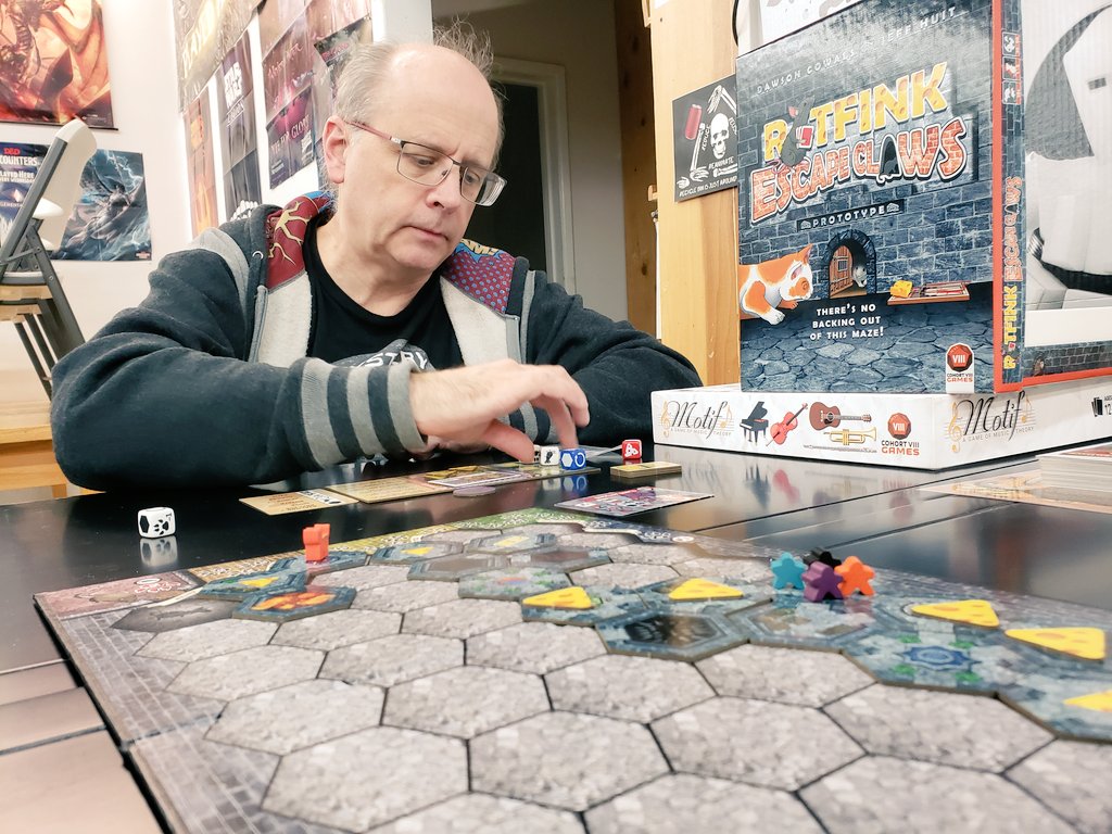 CohortVIIIGames's tweet photo. Big thanks to Rick, Mark & @daleivan for helping playtest #RatfinkEscapeClaws last night at @RainyDayGames #FreshGames night! Some great insights & little tweaks to improve some gameplay issues! https://t.co/3SZmcPMDQ4