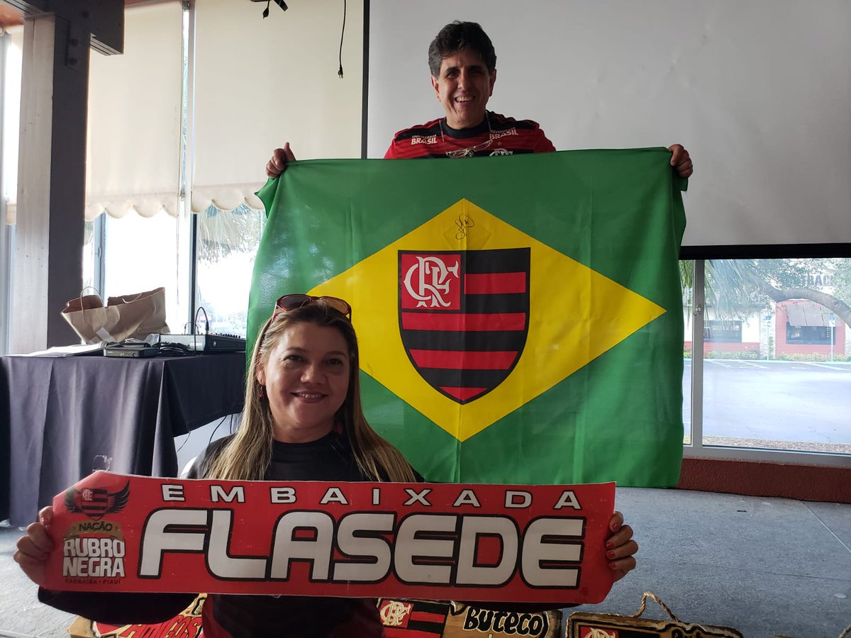 FlaSedePhb's tweet photo. Encontro das Embaixadas na @Florida_Cup nossa amiga Sheila ao lado dos ilustríssimos @MGMFlamengo  e @juanj4oficial 
Eu sou @Flamengo 
Eu sou @FlaSedePhb 
#Flamengo #FloridaCup #EmbaixadasRN #ConsuladosRN #MundoRubroNegro https://t.co/P99qtRgSIe