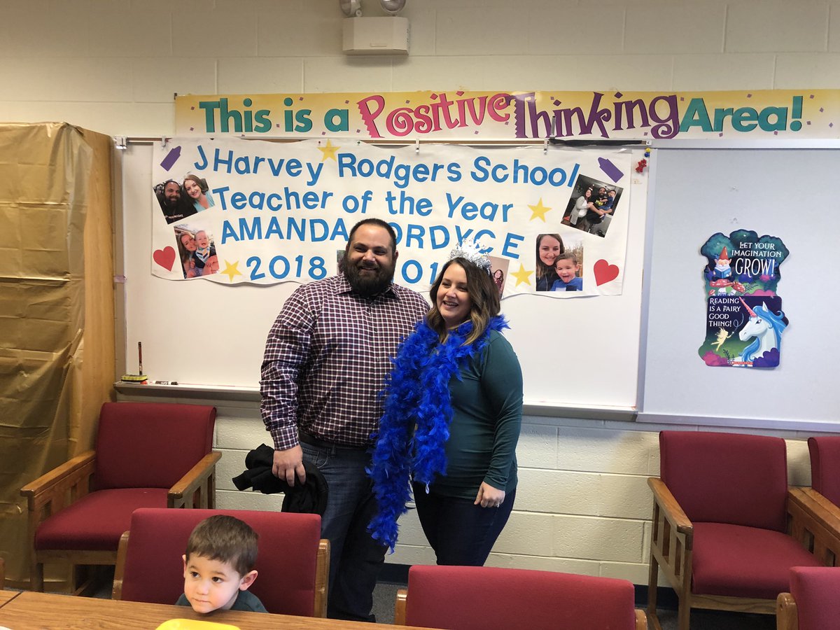 DanielleSochor's tweet photo. Today we celebrated the recognition of Amanda Fordyce as JHR Teacher of the Year. Congratulations!!! You are a true inspiration to your students! This is truly the best part of being a principal. All of our teachers are so dedicated and work so hard on a daily basis. #JHRodgers https://t.co/fspzyKjvM9