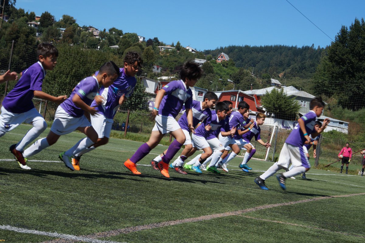 CSDConcepcion's tweet photo. NOTA | Club social se adjudicó proyecto para prevención de drogas en niños y jóvenes de Escuela de Fútbol de Deportes Concepción. 👦🏽👧🏻🦁

La información en el siguiente link ⬇️
https://t.co/mU0yNEJxn8 https://t.co/UbZJU28Dcg