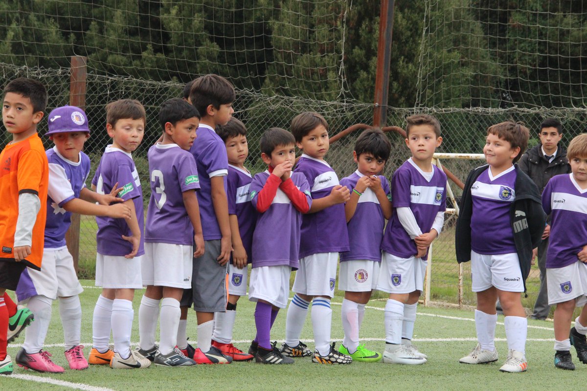 CSDConcepcion's tweet photo. NOTA | Club social se adjudicó proyecto para prevención de drogas en niños y jóvenes de Escuela de Fútbol de Deportes Concepción. 👦🏽👧🏻🦁

La información en el siguiente link ⬇️
https://t.co/mU0yNEJxn8 https://t.co/UbZJU28Dcg