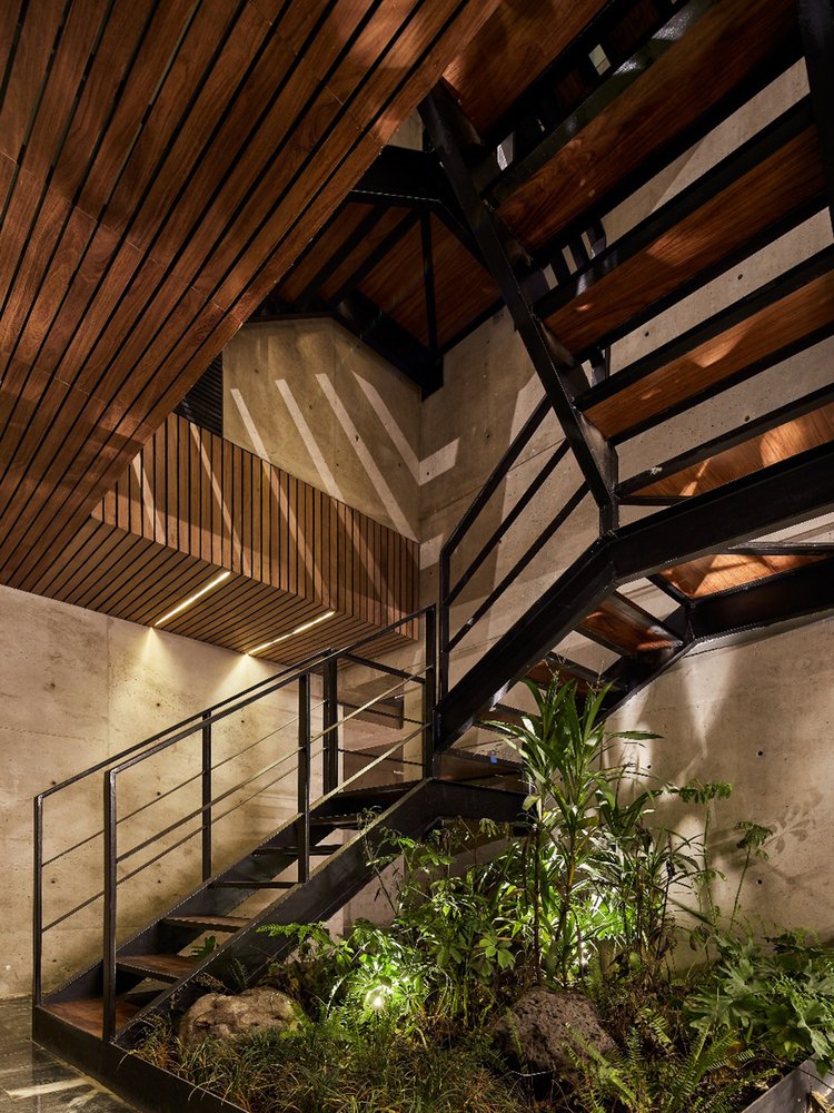 novaceramic's tweet photo. #ArquitecturaConLadrillo el edificio PRV 843 de @ch2arquitectos, JL arquitectos en la #CDMX, se construyó con Ladrillos Repellables-Tabimax de #Novaceramic, resaltando el uso del mismo como elemento de diseño. Conoce más en @ArchDaily https://t.co/F9xsZf0c57 Fotos: Aldo García https://t.co/EJEhWglY07