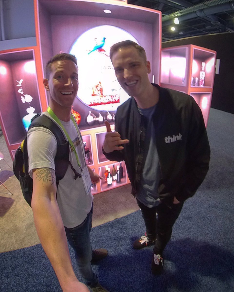 schmanke's tweet image. Look who I ran into! @seancannell - collab vid coming soon! #authentech #CES #ces2019