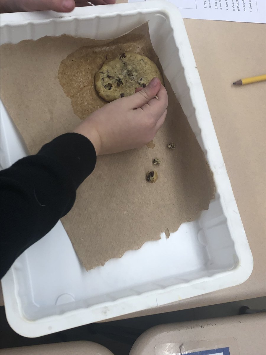 MrsRSthirdgrade's tweet image. We’re learning about Earth’s resources and how we use them. Today’s experiment had us pretending to “mine” chocolate chips from cookies and exploring the leftovers. Next week, we learn how to take better care of our planet! #thirdgradescientists #engagedlearning