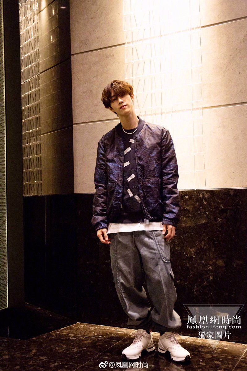 TSS1996's tweet photo. iFeng Fashion อัพเดต Weibo💚🐊
#Mark #마크 #段宜恩 https://t.co/BWmpNJaCnL
#Mark93 #MarkTuan #GQThailandxMTBB 
#GQThailandxMarkTuan 
#GQThailand @Zegna https://t.co/AxBF17Ec9Z