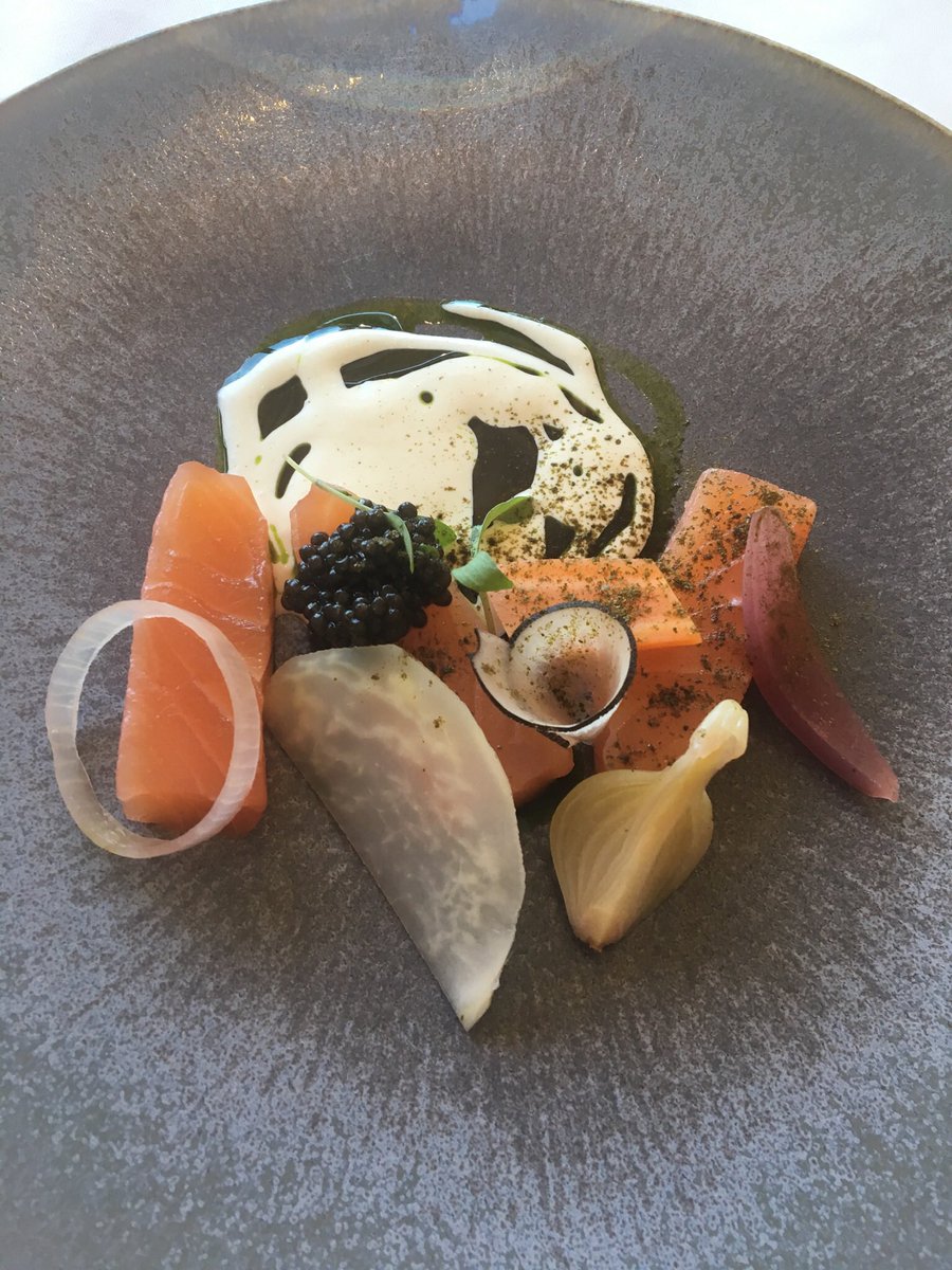 simonthebutcher's tweet photo. Amazing food earlier this week @GalvinatWindows @Joowon1229 @ChrisGalvin8 @JeffGalvin1 @fredsirieix1 - Thankyou https://t.co/leCtkFOkSj