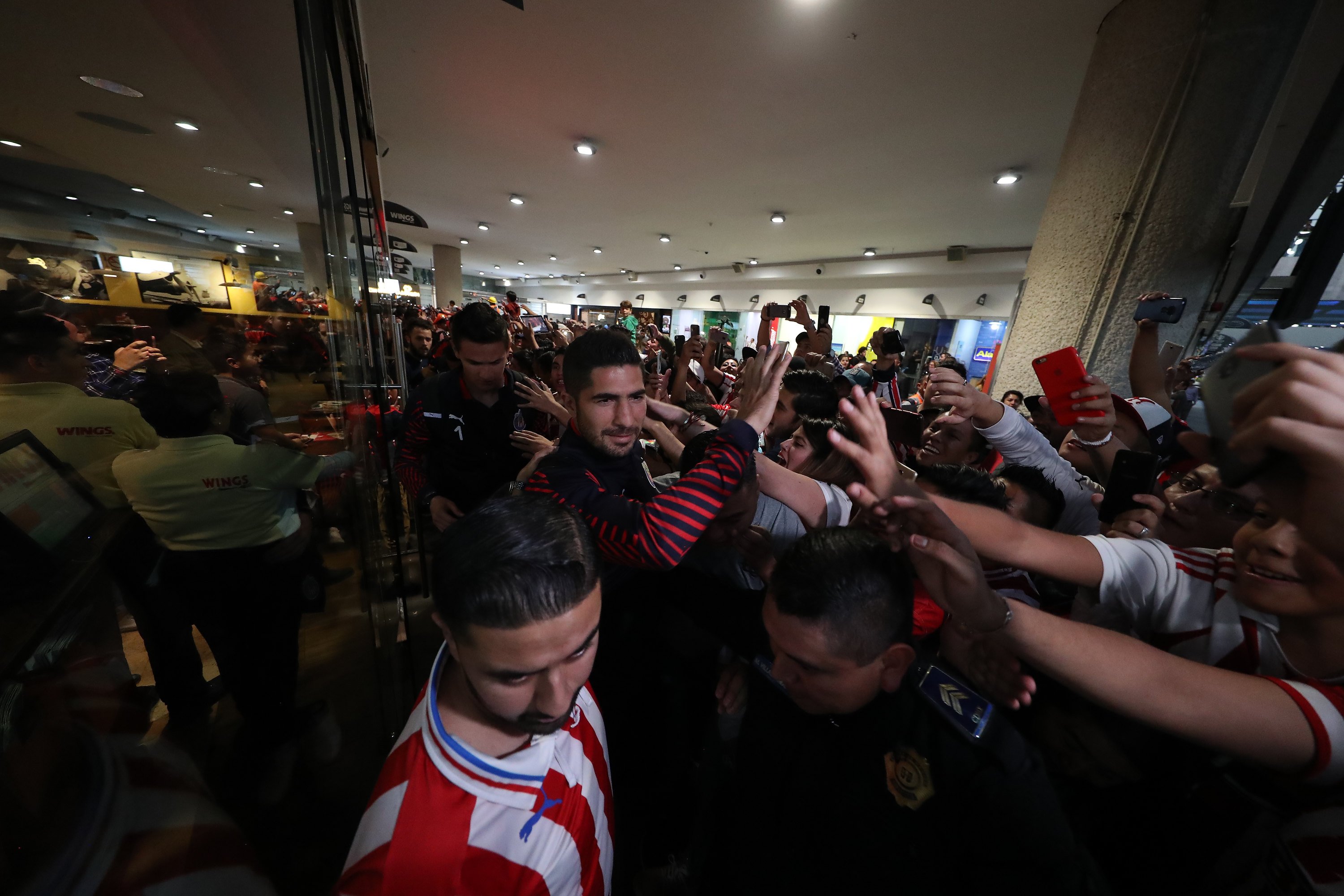 Chivas causa un alboroto