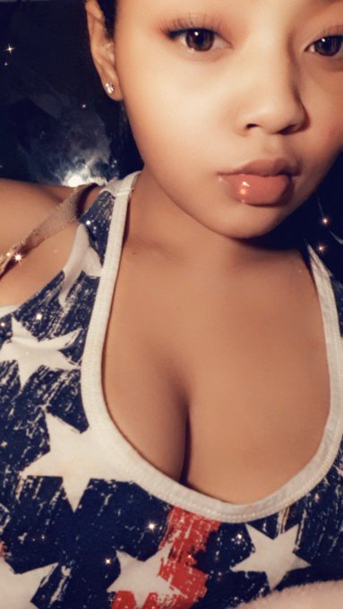 Who wants to be my next blackmail slave?  Don't let my sweet face fool you.  I'm like a modern day Medusa<a href="/tag/send"class="tags"><span>#send</span></a><a href="/tag/blackmail"class="tags"><span>#blackmail</span></a><a href="/tag/findom"class="tags"><span>#findom</span></a><a href="/tag/financialdomination"class="tags"><span>#financialdomination</span></a>