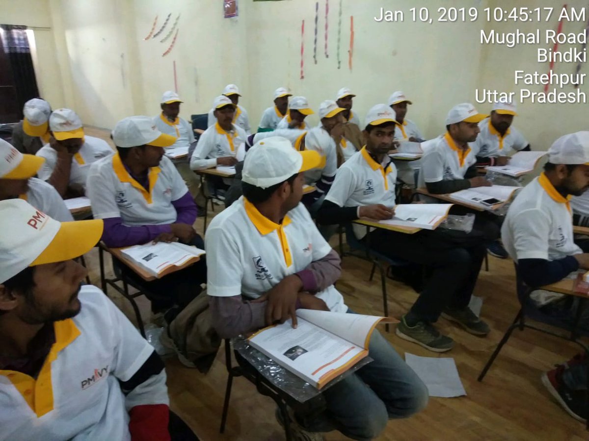 sonayukti's tweet photo. SonaYukti #Saubhagya Training at #Bindki,#Fatehpur(UP)
@MSDESkillIndia @NSDCINDIA  @grameenvidyut @dpradhanbjp @PMKVY_INDIA #PMKVY #skillIndia #Nationalskilldevelopmentcouncil #Powersectorskillcouncil #RPL #RuralElectrificationCorporation #UttarPradesh https://t.co/1OyI6Xn38j