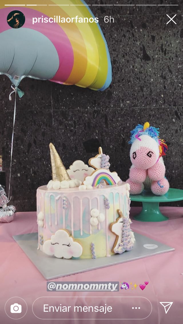 Sanchezitas's tweet photo. Bday EmmaSo💕🦄🎂 https://t.co/SCU41ecLqZ
