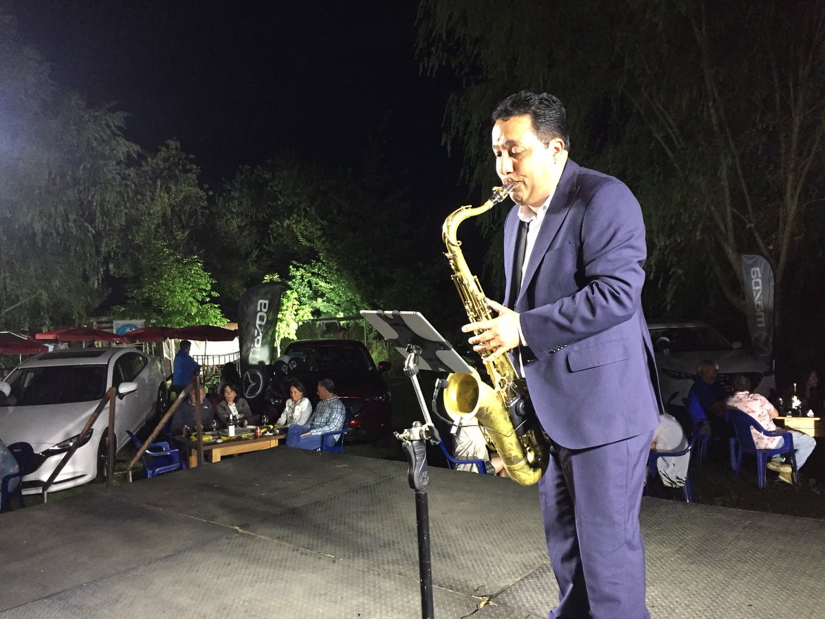 chillanoriente's tweet photo. Fantástica noche de Vinos, Quesos &amp; Terraza en Espacio Cubo. Gracias a los sponsors, a la I. Municipalidad de Chillán y a todo el público que nos acompaña https://t.co/U5mTcUiGB7