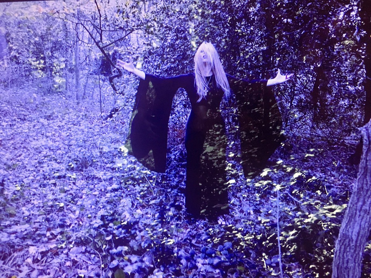 ZaraGarrod's tweet image. I’m making a #musicvideo for my song #VampireVampire, the free #videoFX I’m using have reminded me of that  #AshesToAshes video by #Bowie which was so groundbreaking back then. #Diyartist