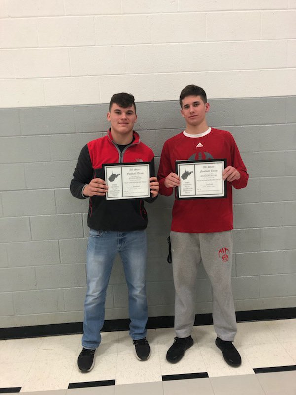 bronsonskeens_'s tweet image. Bittersweet. Thankful for the community supporting us throughout the rough times and the good times. I will never forget this season. All these guys are like brothers to me and hope to keep the bond for years to come. #7Out