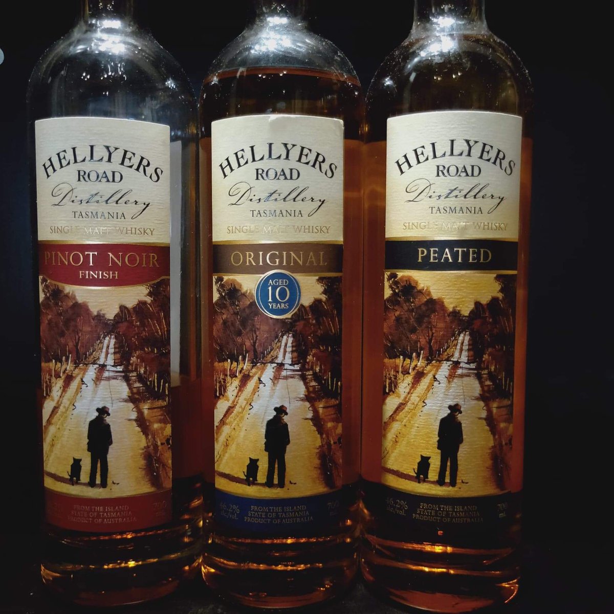 thebeerbench's tweet image. Weekend whisky anyone? 🥃 

Enjoy a whisky whilst you listen to the cool tunes from Steven Childs live tonight from 6:30pm 🎶 
#hellyersroad #hellyers #whisky