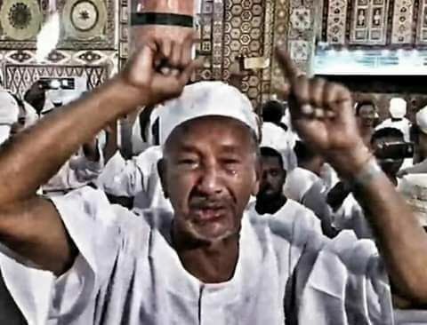 Rofaidayassin's tweet photo. "وعزّتي وجلالي لأنصرنك ولو بعد حين"
صدق الله العظيم 
#مدن_السودان_تنتفض https://t.co/fHQnTpzgpA