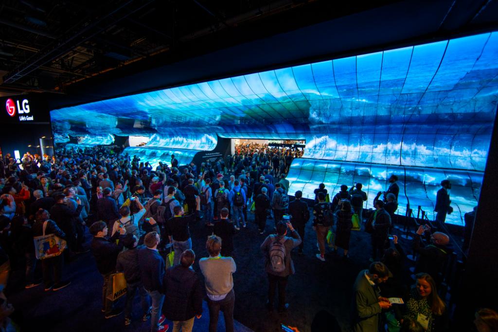 Showstopper. #CES2019 #LGCES2019