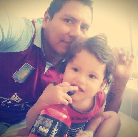 EdgarGu50270018's tweet photo. Con el amor de mi vida 💙💞Maria celeste https://t.co/MkhXIrOgLd