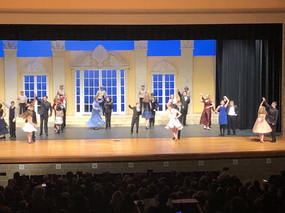 IraJonesMS's tweet photo. Scenes from Ira Jones’s production of The Sound of Music! https://t.co/xXzdzhraHG