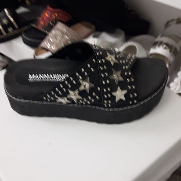 TaconeandoZ's tweet photo. #taconeando zapatos https://t.co/f536LVZiG5