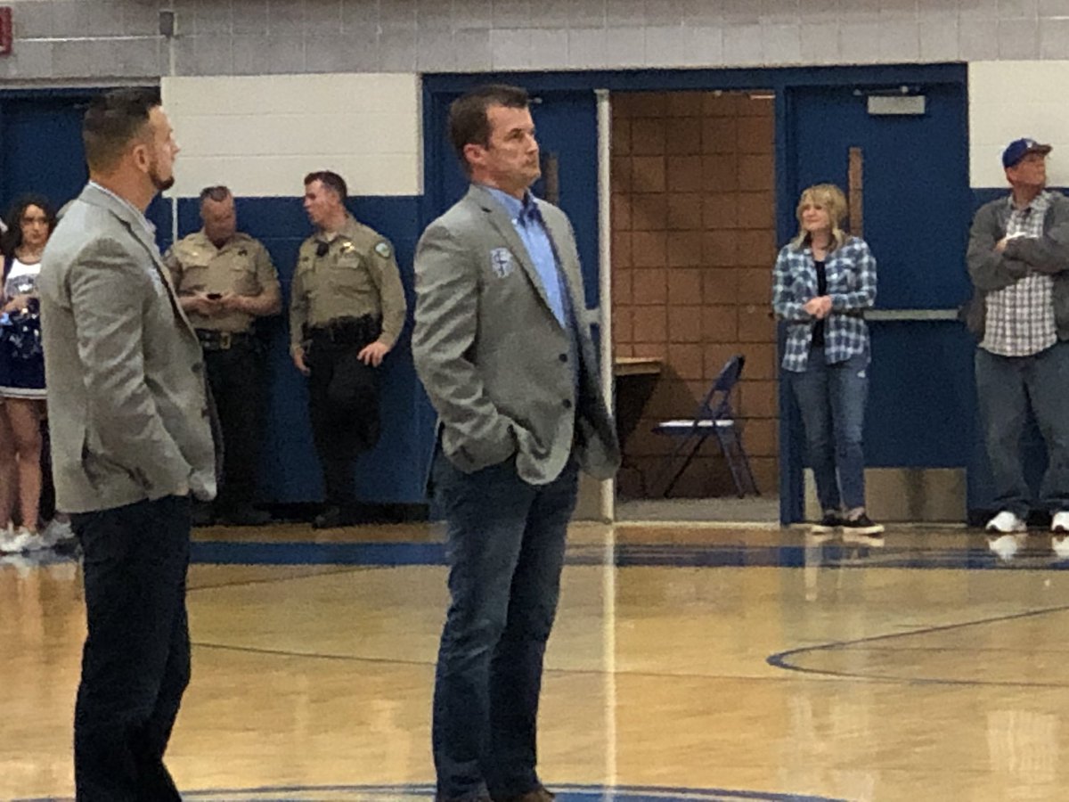 WeberPrincipal's tweet photo. Congrats to Weber alumni and current assistant principal Bryce Ballif who was inducted into Fremonts Hall of Fame #howdoesitfeeltobeaWARRIOR https://t.co/cCgoh7Pme4