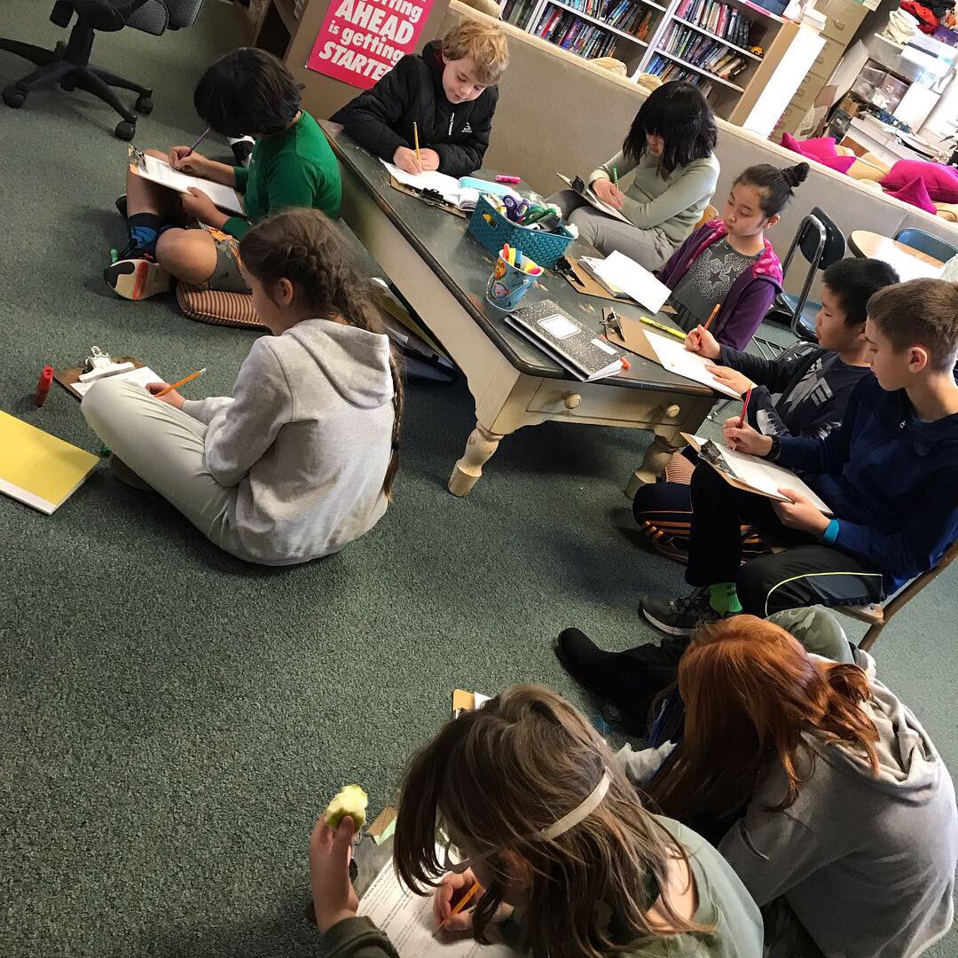 FidKidsRead's tweet photo. Fifth grade readers laser focused on our lesson. Way to end our first week back! 🦅 #bsdpride #soarmore #fidkidsread https://t.co/hmjaUz62Cr