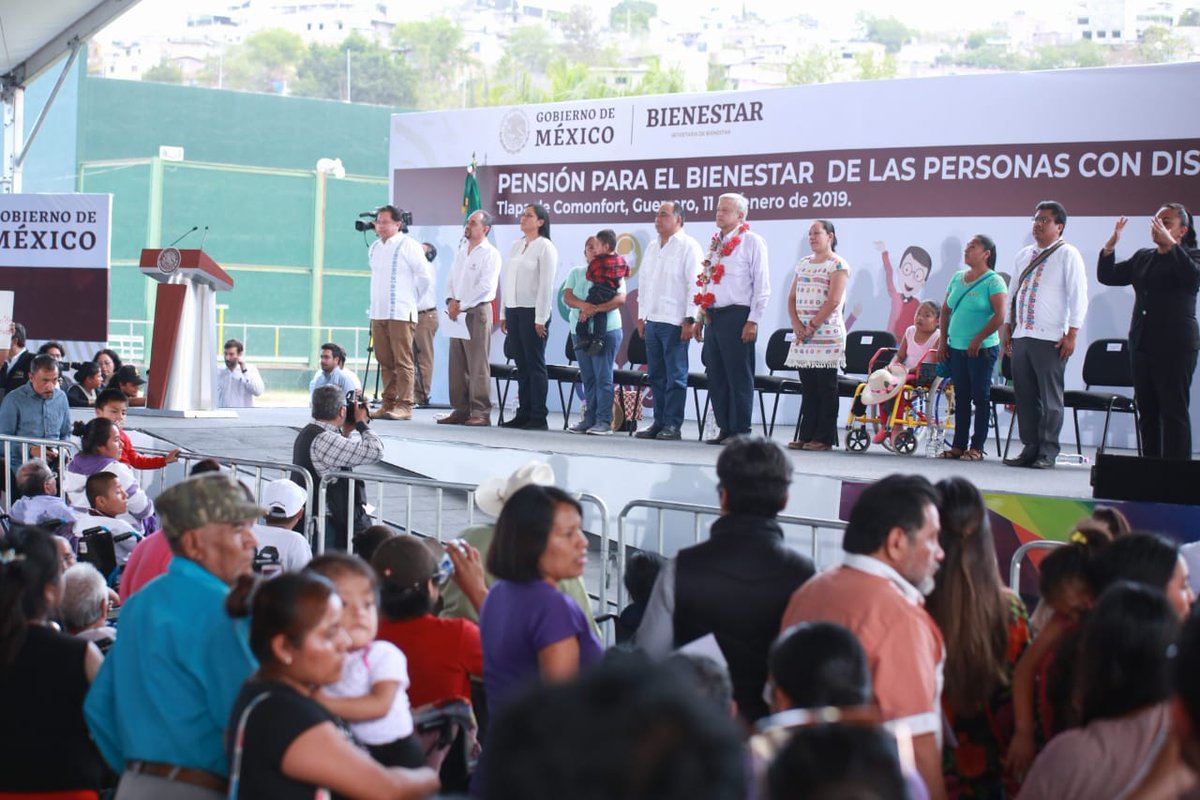 HectorAstudillo's tweet photo. .@SanAmilcar eres el promotor del odio y del rencor, trajiste confrontación a Guerrero, que lamentable. Nos equivocamos contigo. https://t.co/70ZjPbh4CR