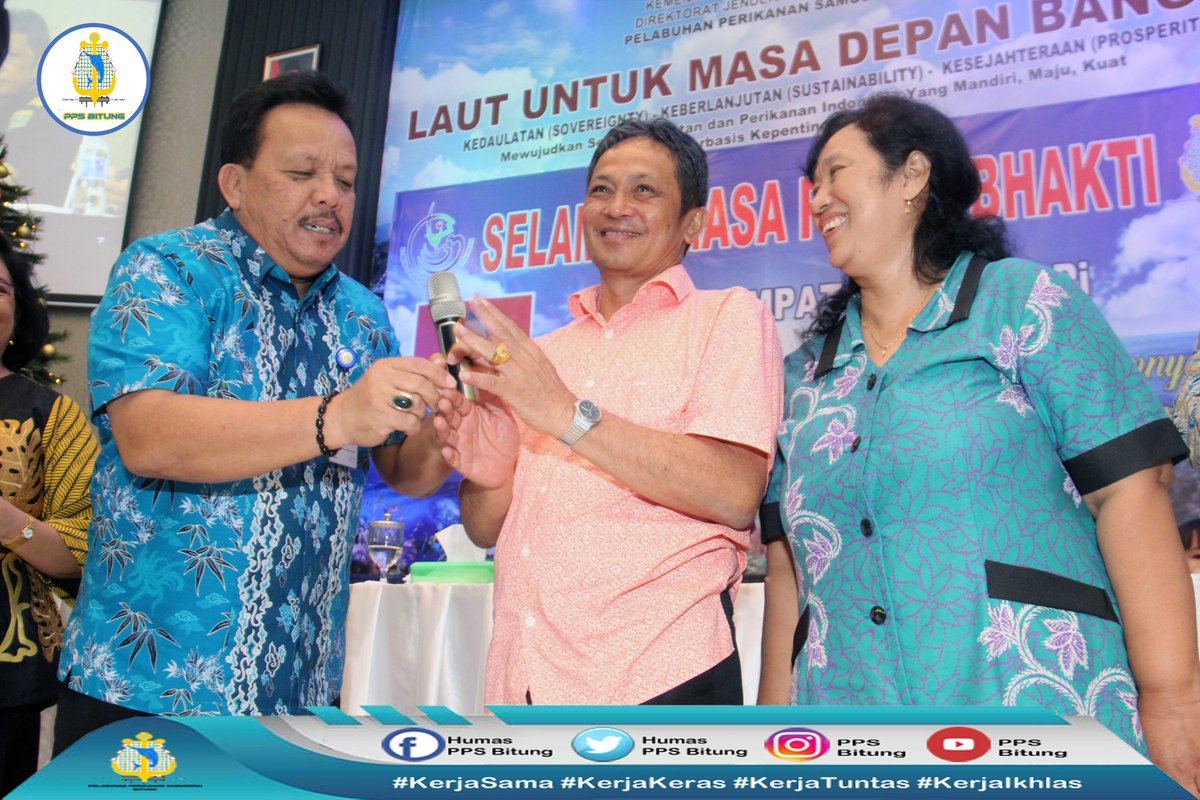 Humas_PpsBitung's tweet photo. Acara Perpisahan Purna Tugas 
Bapak Lumpat Sormin A.Pi Kepala Bidang Operasional Pelabuhan dan Kesyahbandaran PPS BITUNG 
yang dilaksanakan di Aula pertemuan PPS Bitung, Jumat 11 Januari 2019. @djpt_kkp @mzulficar @batubara_henry @DKPD_SULUT @InformasiPP @HumasPpDagho https://t.co/xsX3mvb8NI