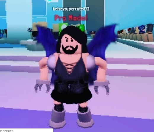 RobloxDrawing's tweet image. i remember the day at fashion famous it was silly scary :P