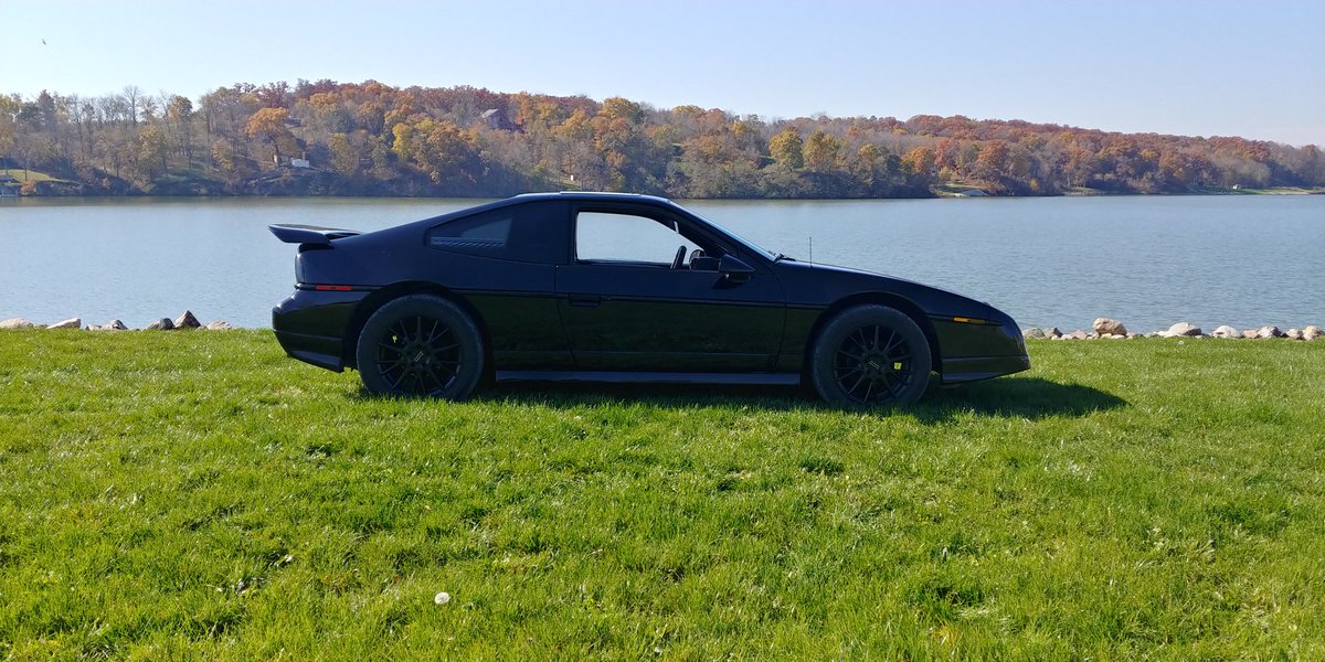 rockgod3608's tweet photo. @motionautotv Just a stock 88/87 gt Fiero please, stock bodies look amazingly better than lambo kit. Take a look at mine for example lol https://t.co/Bdll1p3klF