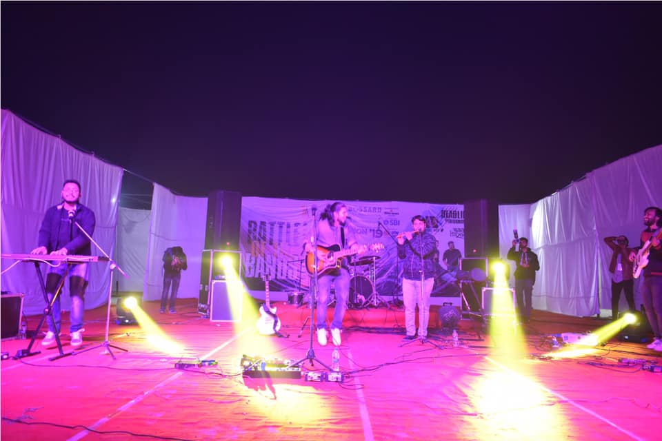 IIMR_Infusion's tweet photo. The end of Day 1 at #IIMRohtak #Infusion19 witnessed a mesmerizing performance from the talented Chaar Hazaari. Swaying with the rhythm of the band, the audience enjoyed the night's chill with the heat of the music.
#IIMRInfusion #IIMR #Infusion19 #ChaarHazaari #Rhythm #Beat https://t.co/qrEyk13yQX
