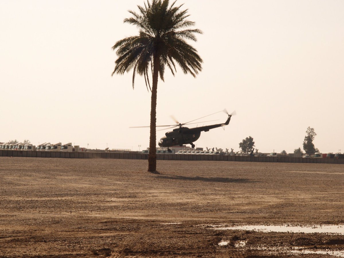 janusz_walczak's tweet image. #mi8 #iraq #iraqifreedom #helicopter #addivaniyah #deltacamp