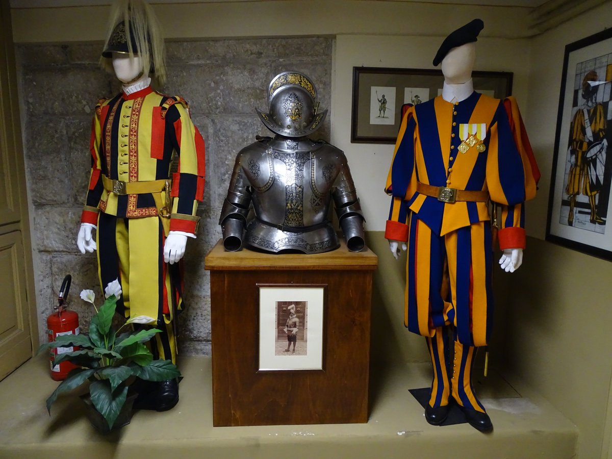 Am grateful to the Pontifical Swiss Guard for the opportunity to visit their historic armoury at the Vatican. Here is the historic uniforms, body armour & helmets of the Swiss Guard over recent centuries as they have guarded the Popes against enemies, local and foreign.