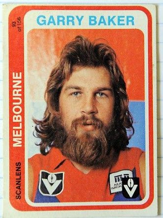 At Wynyard football club listening to the great @gawndog37 accompanied by the best steak resturant owner in Hobart Garry Baker.