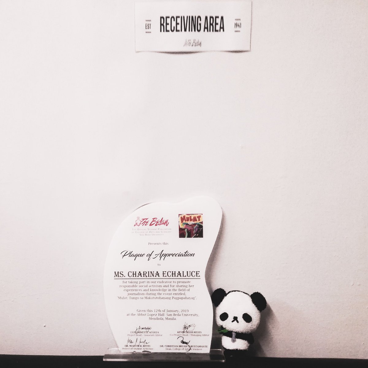 charinaclarisse's tweet photo. Thank you for having me, The Bedan! 💙 #MakingSadPandaSmile #QuestForHappiness #SadPanda #speaker #featurewriting #campusjournalism #MulatByTheBedan #TheBedanMakialam #SanBedaUniversity https://t.co/0GXyD5vUxB