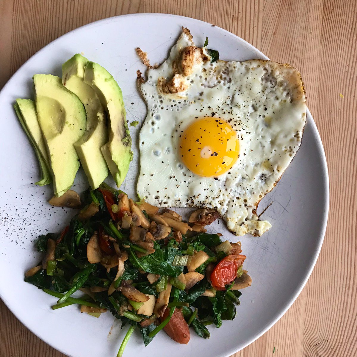 mrspslckitchen's tweet photo. My breakfast. Plenty of fibre. Low carb. Filling. One unit insulin. No blood sugar spike. 
Another stupid article published yesterday by The Guardian, just there to misinform and scare people.
https://t.co/KeeVgzVjPd
#lchf #lowcarb https://t.co/gEghwZXHWp
