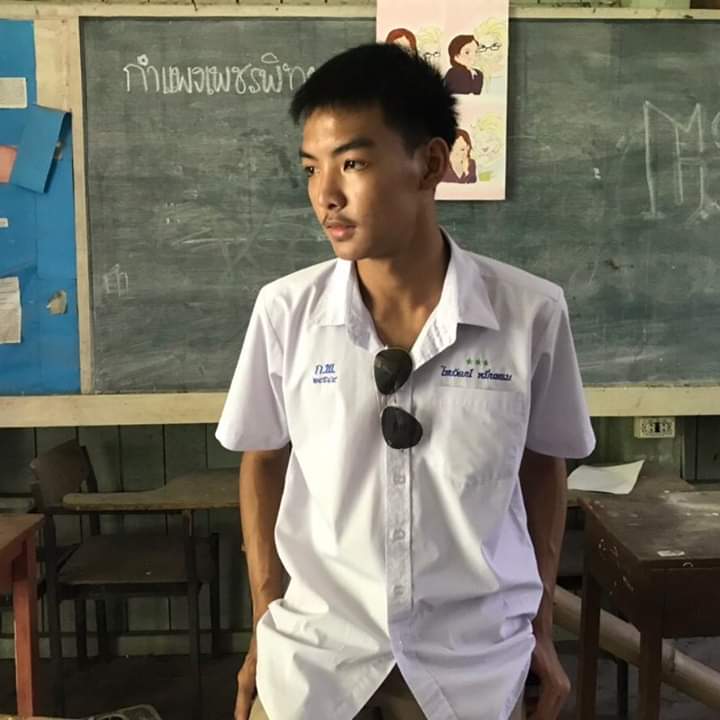 T5tBWY40sO2hKMF's tweet photo. #นักเรียนหล่อ. ยอกต่อ https://t.co/kjeVRwWXiF