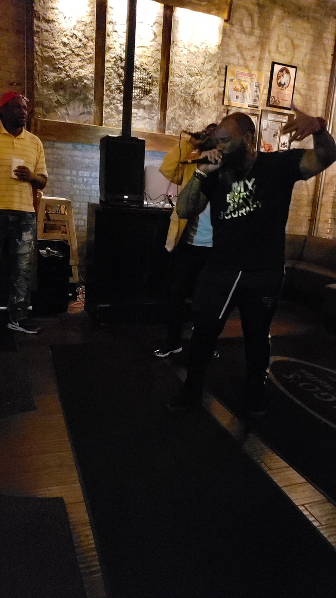 WHADAMMEVENTS's tweet photo. @Inta_Tain that #BLONDESHEEPTOUR was on another Level last night real spit. @PSYCODRAMAPSYDE @zeusrebelwaters GOOD ISH. #Chicago #TeamEnt #NEWMUSIC #WhadammThursday #MicandaMeal #CHICAGOCHICKENANDWAFFLES https://t.co/dej7rViOAQ