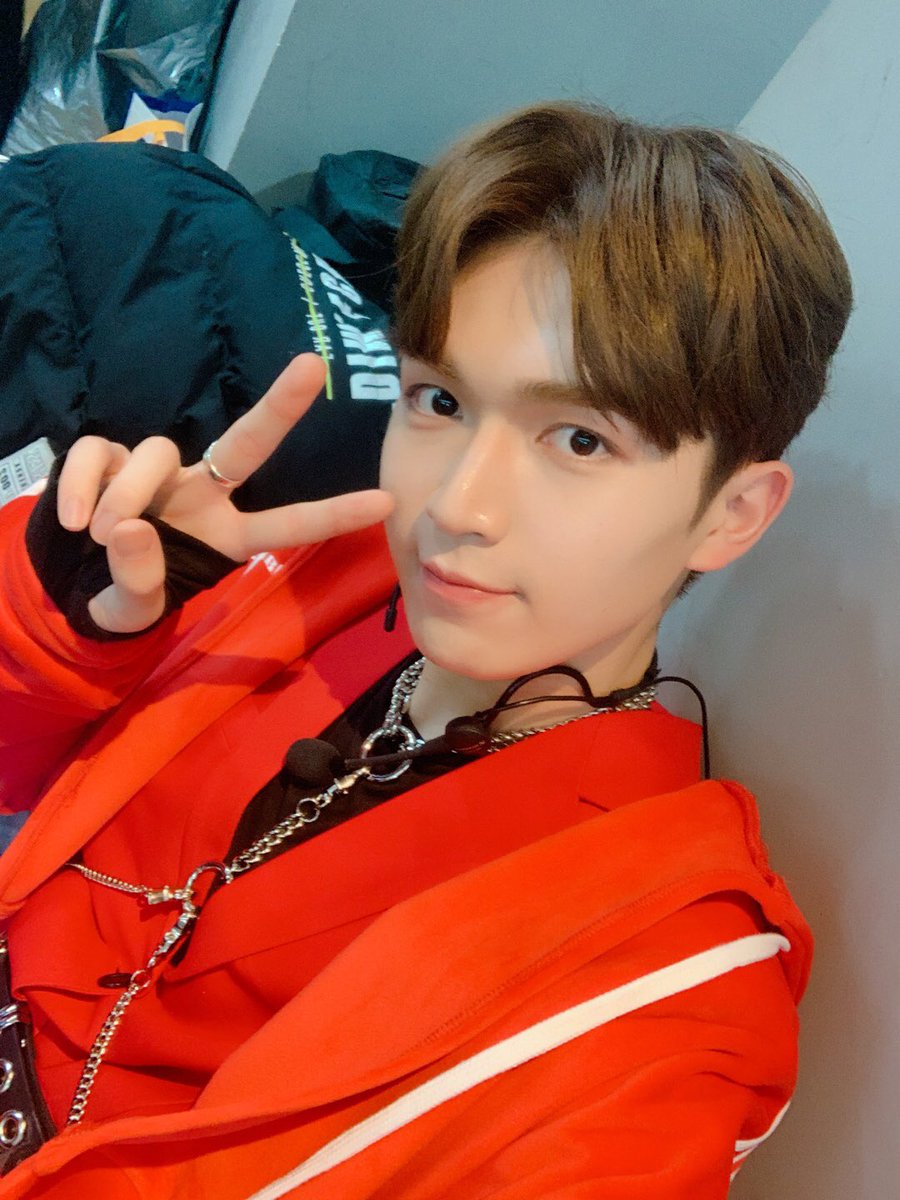 UP10TION's tweet photo. #업텐션 #up10tion #규진 감기 조심해요!! 막방까지 응원해주셔서 감사합니다!!! https://t.co/Ic7vwcYVIl