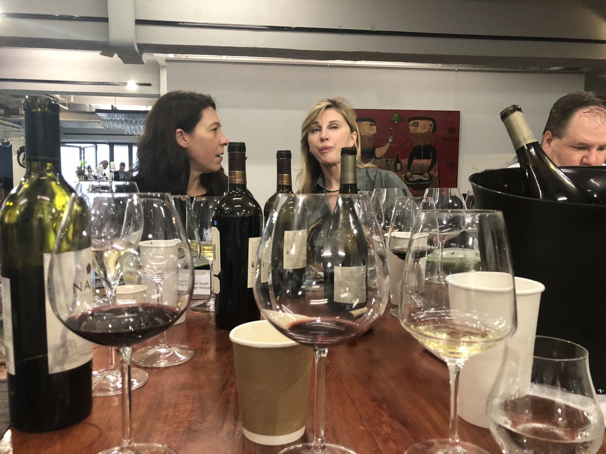 cleary_greg's tweet photo. Terrific lunch at Dine Art Private Kitchen with Napa Valley vintners and generous host Debra Meiburg and her hard working team. #NapaValley #winespit #roys estate https://t.co/nTvYCkDRpJ
