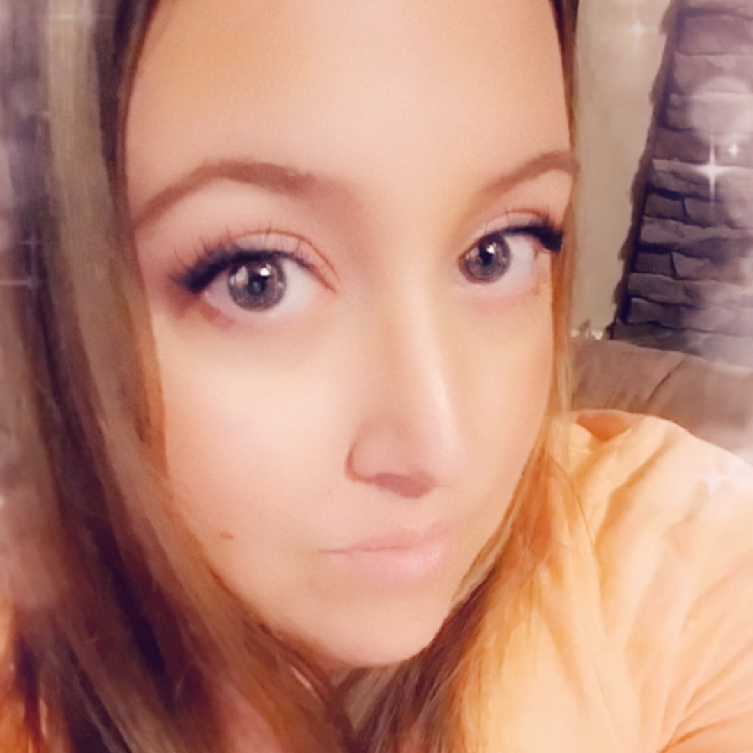 KalynElizabeth's tweet photo. #NewProfilePic https://t.co/kalDZfQs8h