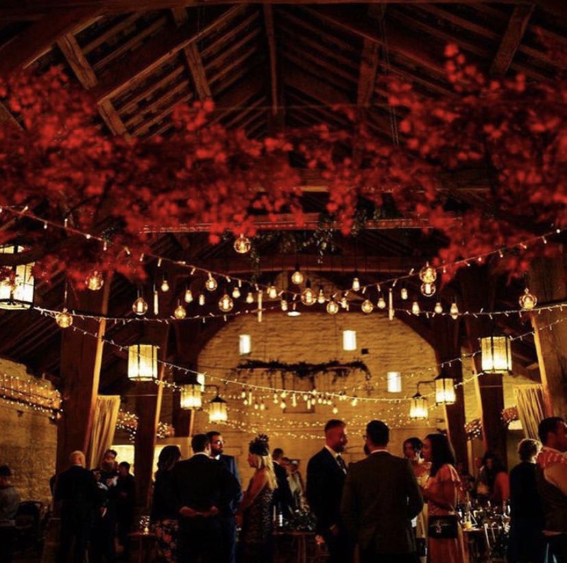 STEMSDESIGN's tweet image. How beautiful are there photos of Jess &amp;amp; Jacks big day at @eastriddlesdenhallweddings! Venue styling by @typicaltypeuk, photography by @maytreephoto &amp;amp; florals by ourselves @stemsdesign 🌺🕯♥️ #wedding #weddingflorist #love #weddingideas #weddinginspiration #rusticwedding #engaged