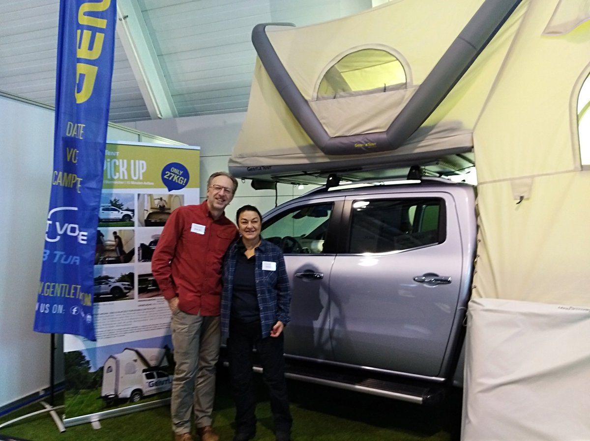 GentleTent's tweet photo. GT Pickup von GentleTent Halle 1 G93 - Karin &amp; Michi freuen sich euch zur ersten aufblasbaren Wohn-/Schlafkabine für Pickup's beraten zu dürfen. #CMT2019 https://t.co/tsd1w4EUvp