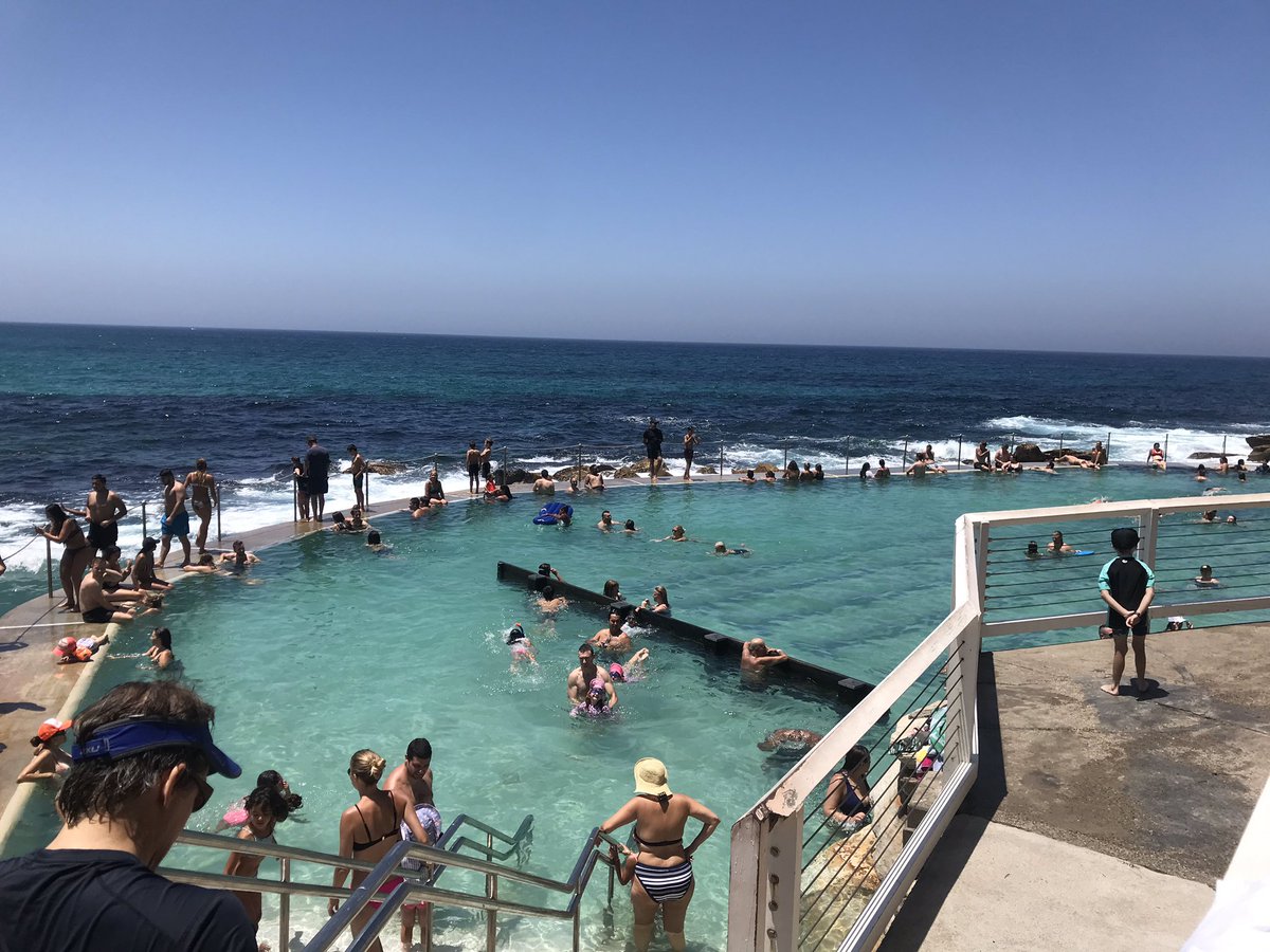 No better place for Kubb #sydneysun <a href="/Kubb/">Kubb</a> <a href="/UKubb/">UKKubb</a> see you guys for the U.K. championships real soon! #blackrebelmotorcyclekubb <a href="/ivewire/">Ivan Chadwick</a> <a href="/samreid/">samreid</a>