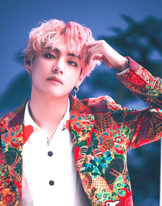 𝘛𝘩𝘦𝘺 𝘤𝘢𝘭𝘭 𝘮𝘦 𝘔𝘰𝘰𝘯 On Twitter Bts Twt