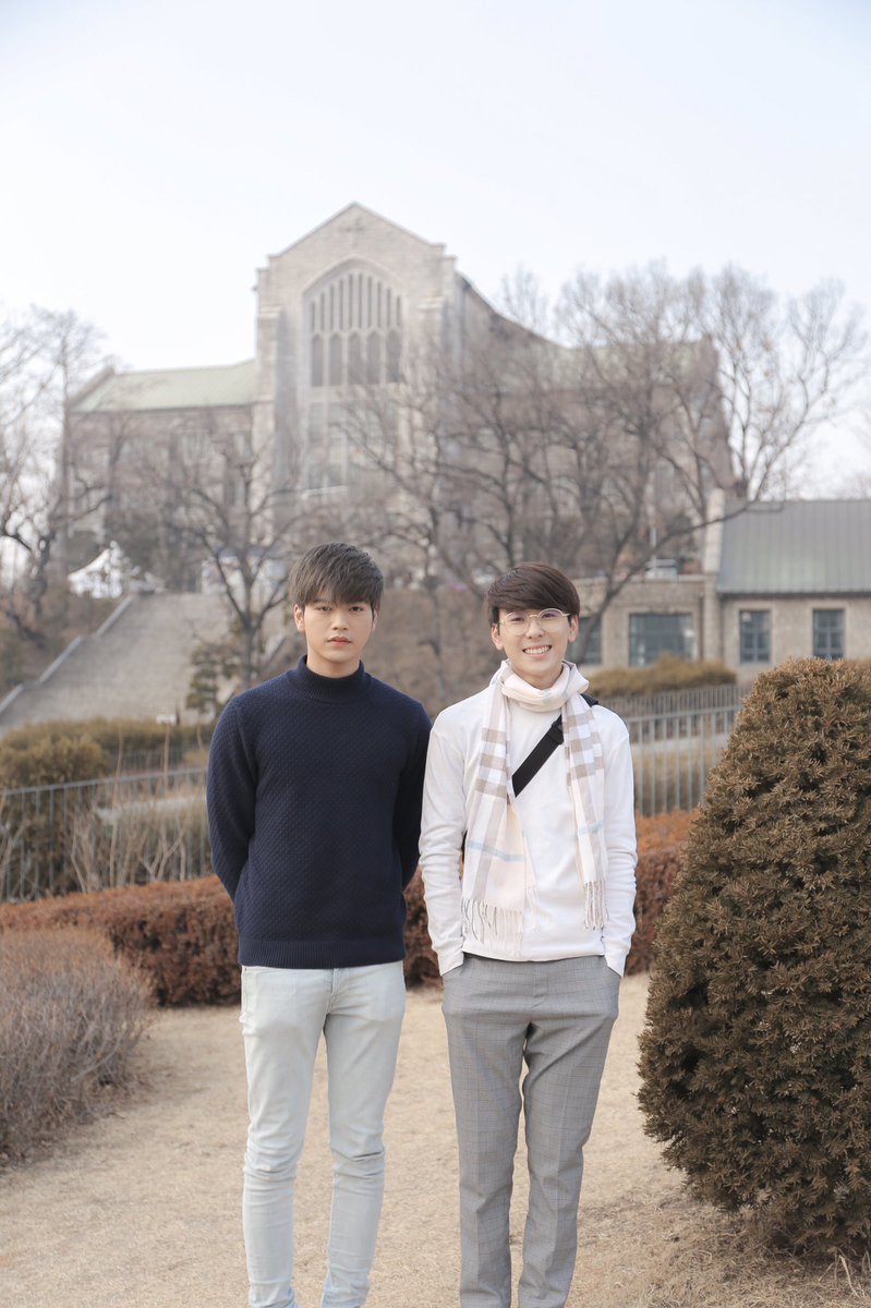 Markjrtn's tweet photo. #NikainKorea https://t.co/Has4GRlSao