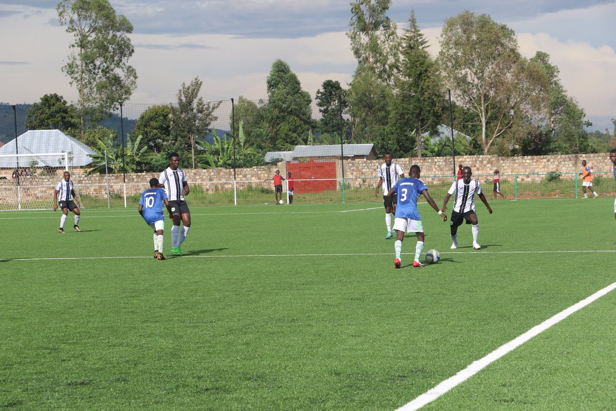 BCibitoke's tweet photo. Dans le cadre des 16ème de finale de la coupe, Edition 2019, nous allons croiser le fer cet après-midi au stade Prince Louis Rwagasore léquipe Top Junior de @KayanzaProvince . https://t.co/jdAsLSWqtQ
