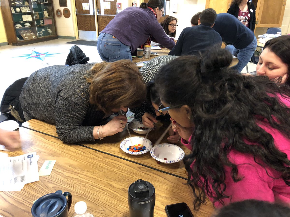 hvanpuymbroeck's tweet photo. Fun times learning how to teach about renewable energy on a Saturday! @MCPSSLMP #energizingSTEM #ExelonSTEMyouth #pepcoconnect https://t.co/7xlohB2oSD